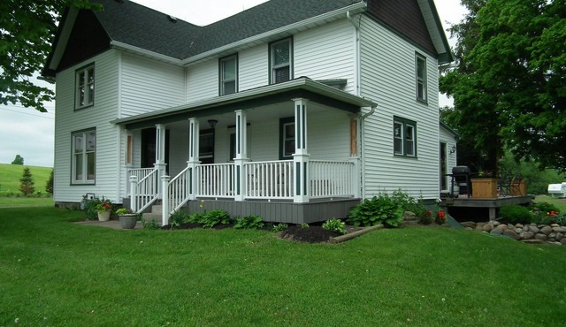 Come to The Country! Stay at The Farm!