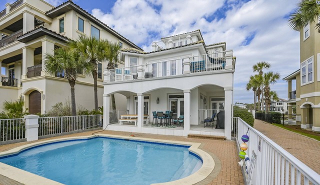 Come Together | New Spa Baths + Upgrades, Pool, Oversized Golf Cart, Near Beach