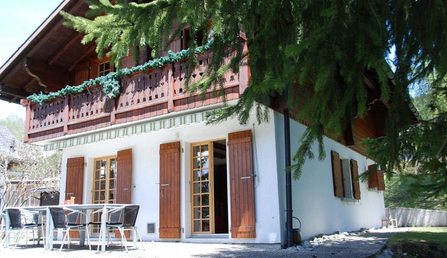 Come up to the 'down to earth' mountain village LesDiablerets to relax and enjoy