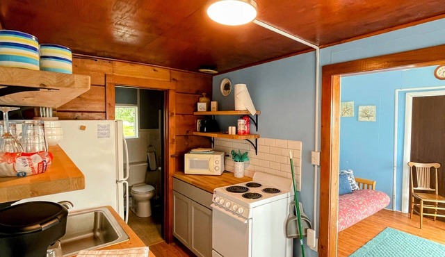 Come up pre-season for great rates! Unit #2-one queen bed, full bathroom