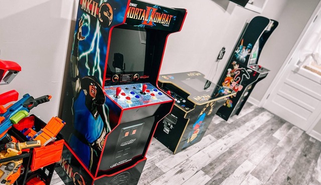 Come vacation at our Family Friendly Basement!