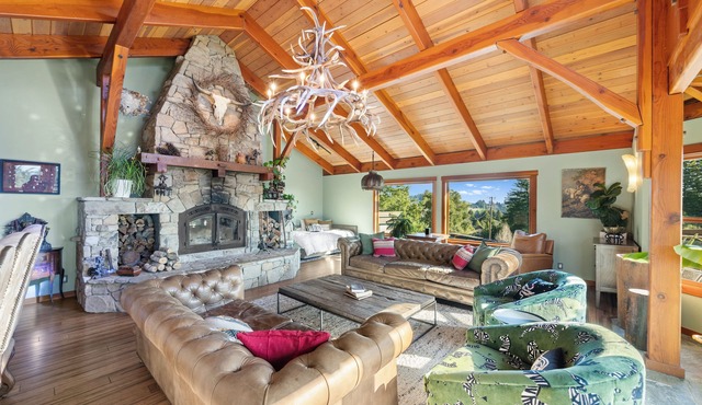 Come visit the Lodge at Freestone