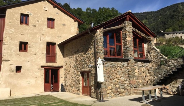 Comfortable high mountain house. 10 km from La Molina. Ripollès Pyrenees