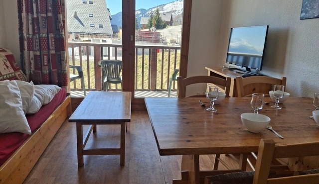 Comfortable ski-in/ski-out T3 at Balcons du Soleil