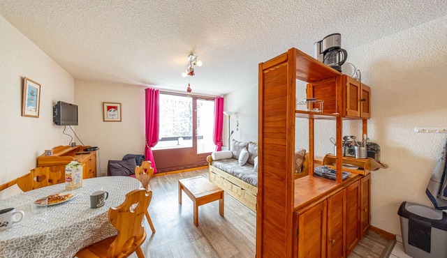 Comfort Studio for 4, Ski-in/Ski-out, South Balcony