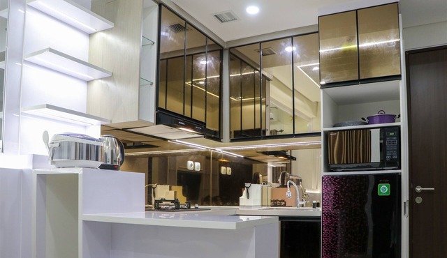 Comfort 2Br Apartment At 30Th Floor Transpark Cibubur