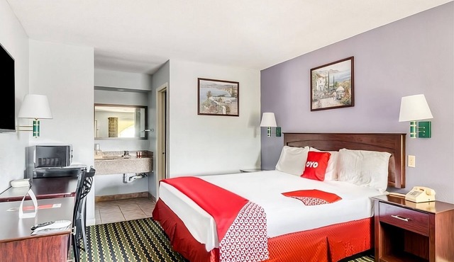 Comfort and Convenience! Close to Environmental Learning Center