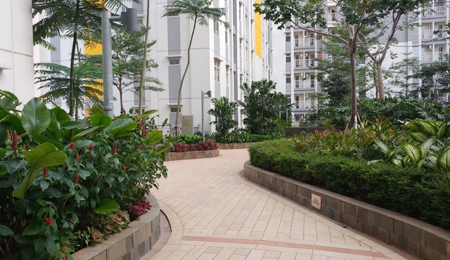 Comfort And Cozy 2Br At Springlake Summarecon Bekasi Apartment