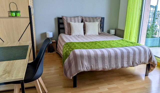 Comfort, Calm & Style (secured car park and WiFi included)