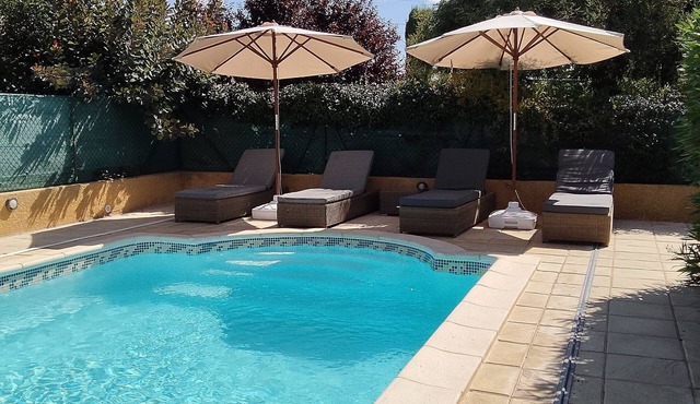 Comfort - charm: Haven of peace with swimming pool, nearby sea and Languedoc treasures