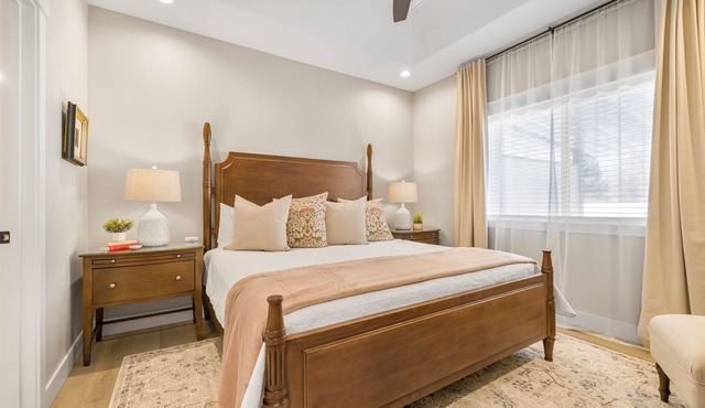 Comfort & Charm Near Freeman Park-Downtown- INL