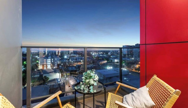 Comfort city view apartment Central Adelaide
