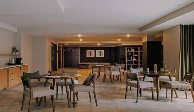 Comfort Courtyard Room | 2 Double Beds