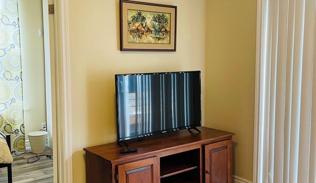 Comfort Home Stays - Central Niagara Ideal For Families or Groups