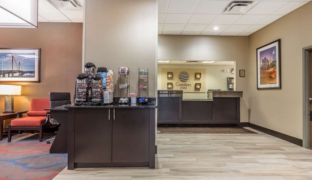 Comfort Inn Alton near I-255