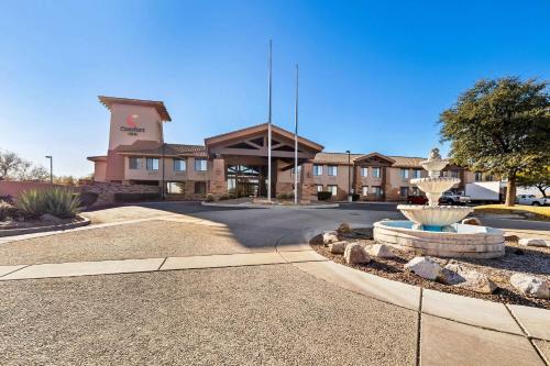 Comfort Inn Benson near Kartchner Caverns