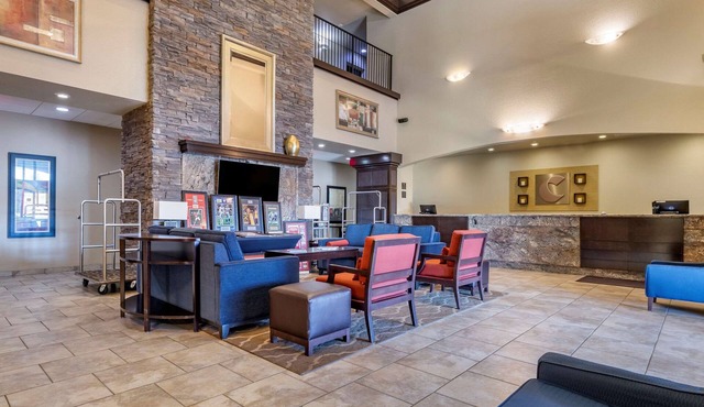 Comfort Inn Bentonville - Crystal Bridges
