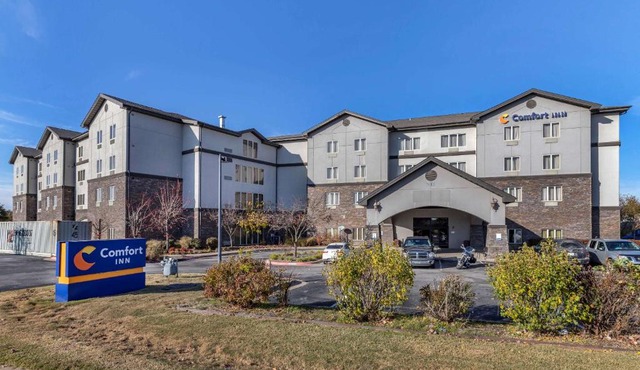 Comfort Inn Bentonville - Crystal Bridges