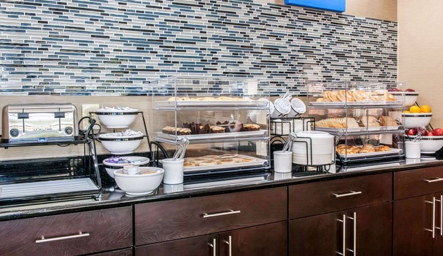 Comfort Inn Blue Ash North