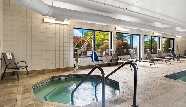 Comfort Inn Cadillac