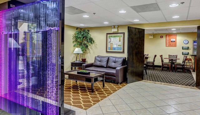 Comfort Inn Decatur Priceville