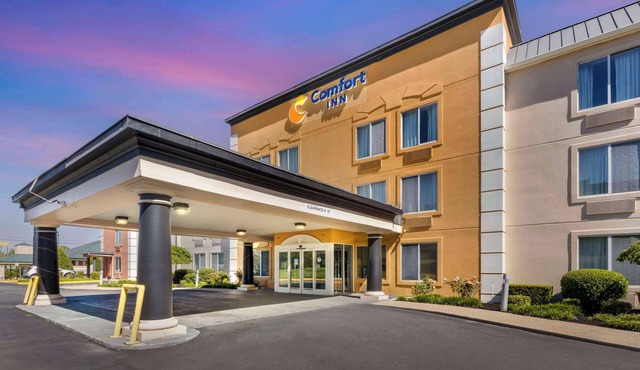 Comfort Inn Dickson