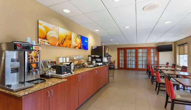Comfort Inn Green Valley I-19