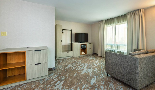 Comfort Inn Highway 401