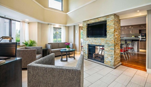 Comfort Inn Newmarket - Aurora