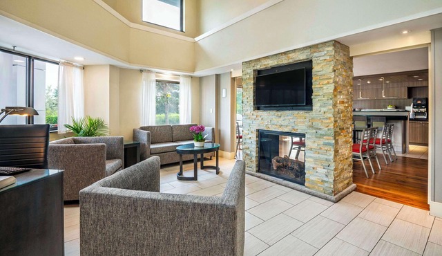 Comfort Inn Newmarket - Aurora