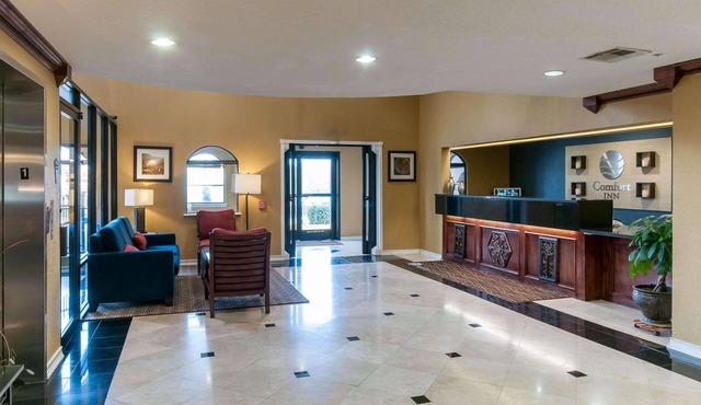 Comfort Inn North Conroe