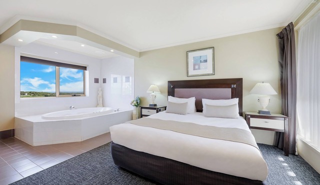 Comfort Inn On Raglan