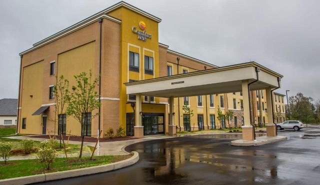 Comfort Inn PA Turnpike - I-81