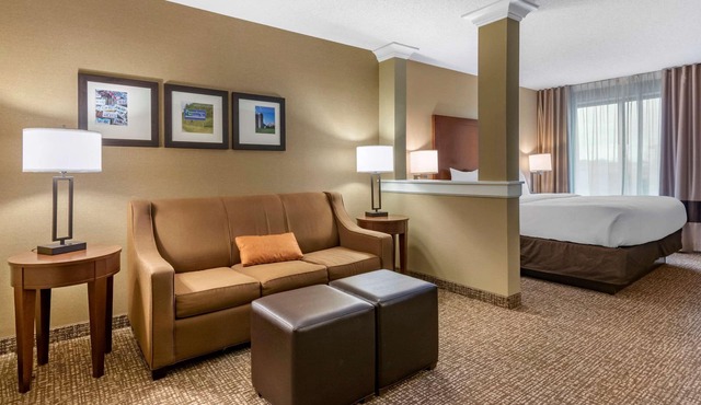 Comfort Inn PA Turnpike - 1-81