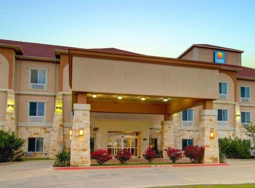 Comfort Inn & Suites Alvarado