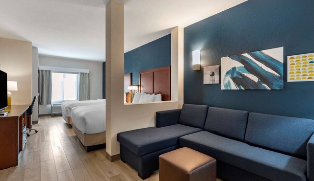 Comfort Inn & Suites Bennett