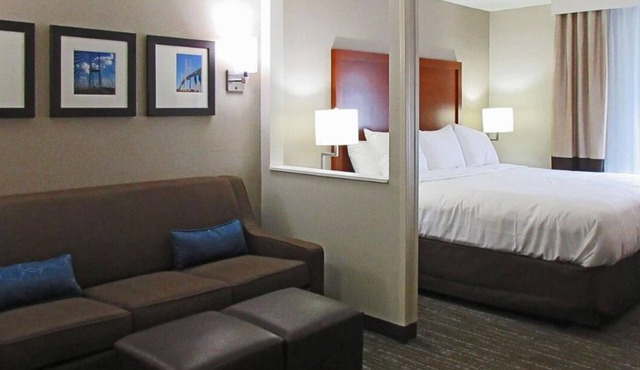 Comfort Inn & Suites Brunswick I-95