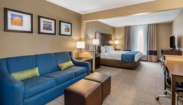 Comfort Inn & Suites Bryant - Benton