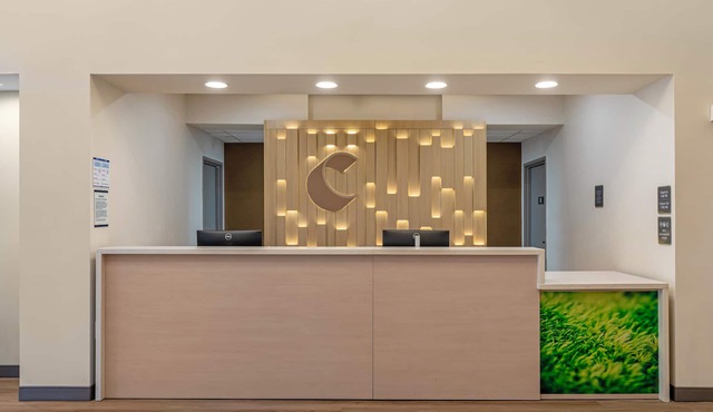 Comfort Inn & Suites Buford near Mall of Georgia