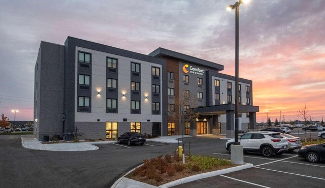 Comfort Inn & Suites