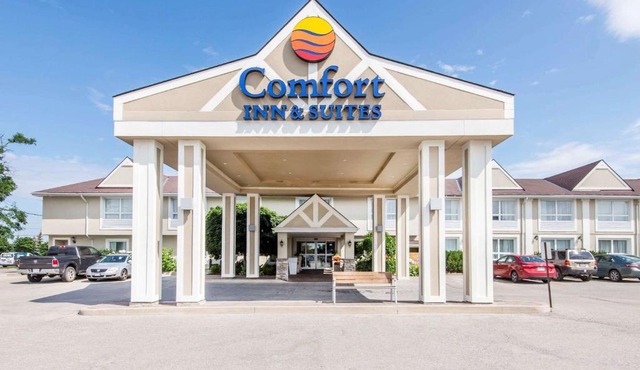 Comfort Inn & Suites