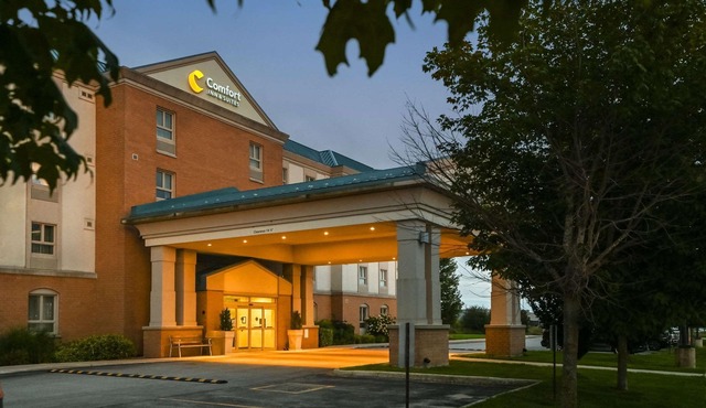 Comfort Inn & Suites