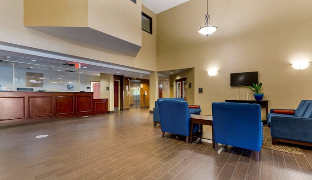 Comfort Inn & Suites Cambridge