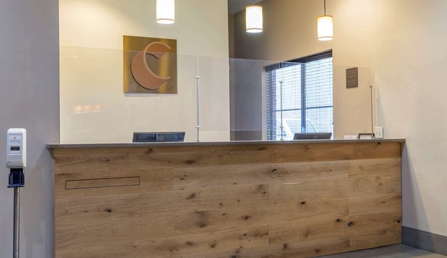 Comfort Inn & Suites Cartersville - Emerson Lake Point