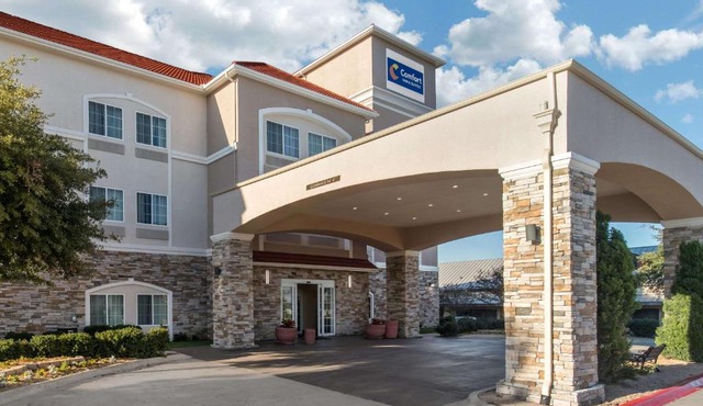 Comfort Inn & Suites Cedar Hill Duncanville