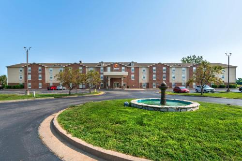 Comfort Inn & Suites Chesterfield - St Louis