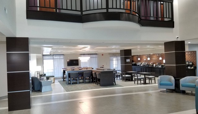 Comfort Inn & Suites Columbus North