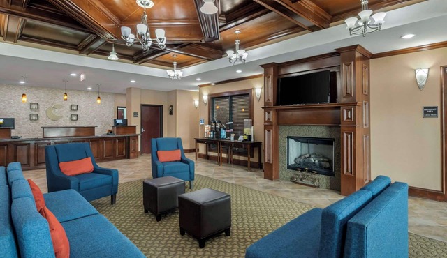 Comfort Inn & Suites Fort Worth - Fossil Creek