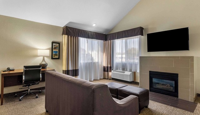 Comfort Inn & Suites Greeley