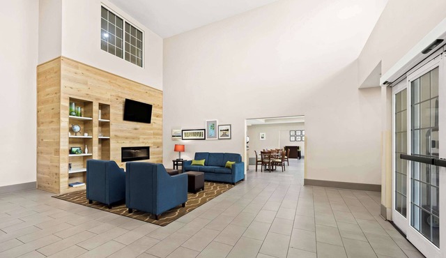 Comfort Inn & Suites High Point - Archdale